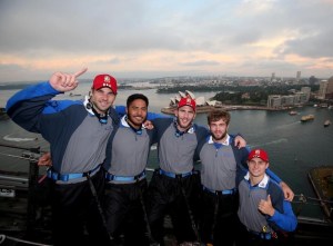 Mike Phillips, Manu, Croft, Parling & Youngs on top of the Harbour Bridge - I want to do this when I am there!