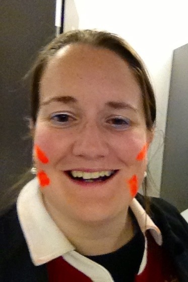 I HATE taking 'selfies' but this. This is funny!