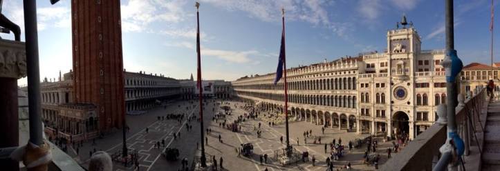 View fromt he loggia of San Marco Basilica